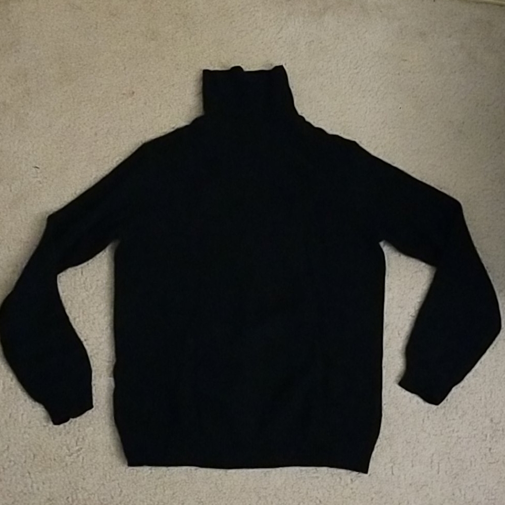 Uniqlo Black Wool Turtleneck Medium